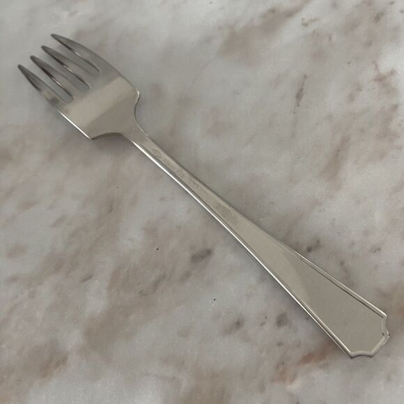 DS 19 pc Stainless Flatware USA Dinner Forks & Knives, Salad Forks, Butter Knife - Picture 13 of 16